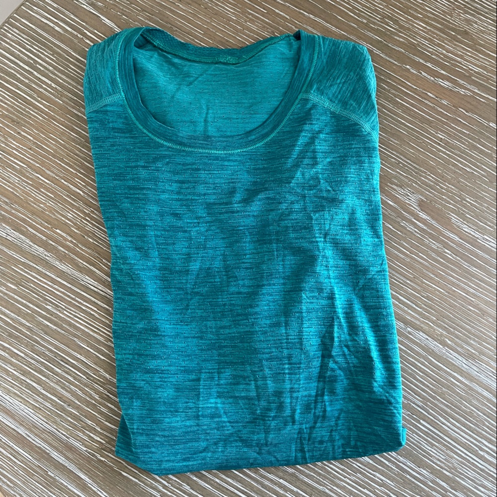 Lululemon Men’s Metal Vent Tech Short-Sleeve - L